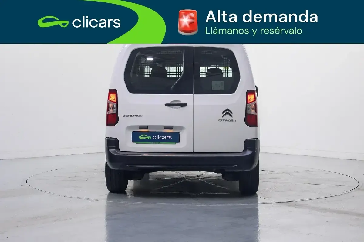 Usado Citroën Berlingo Business Class 100 CV (73 kW) 2022 Blanco Monovolumen