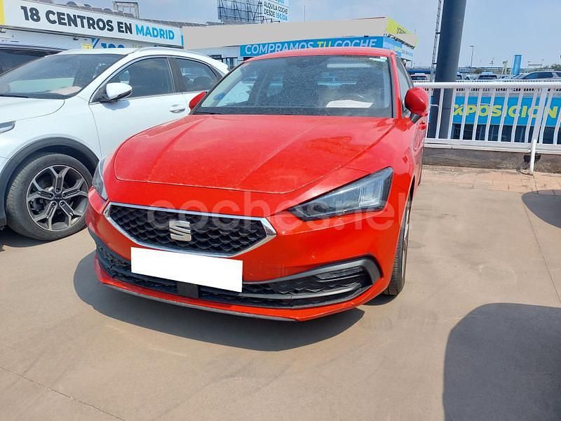 Rojo Usado 2021 Seat Leon Style Berlina | 17.590 € (Precio justo) - Imagen 1/1