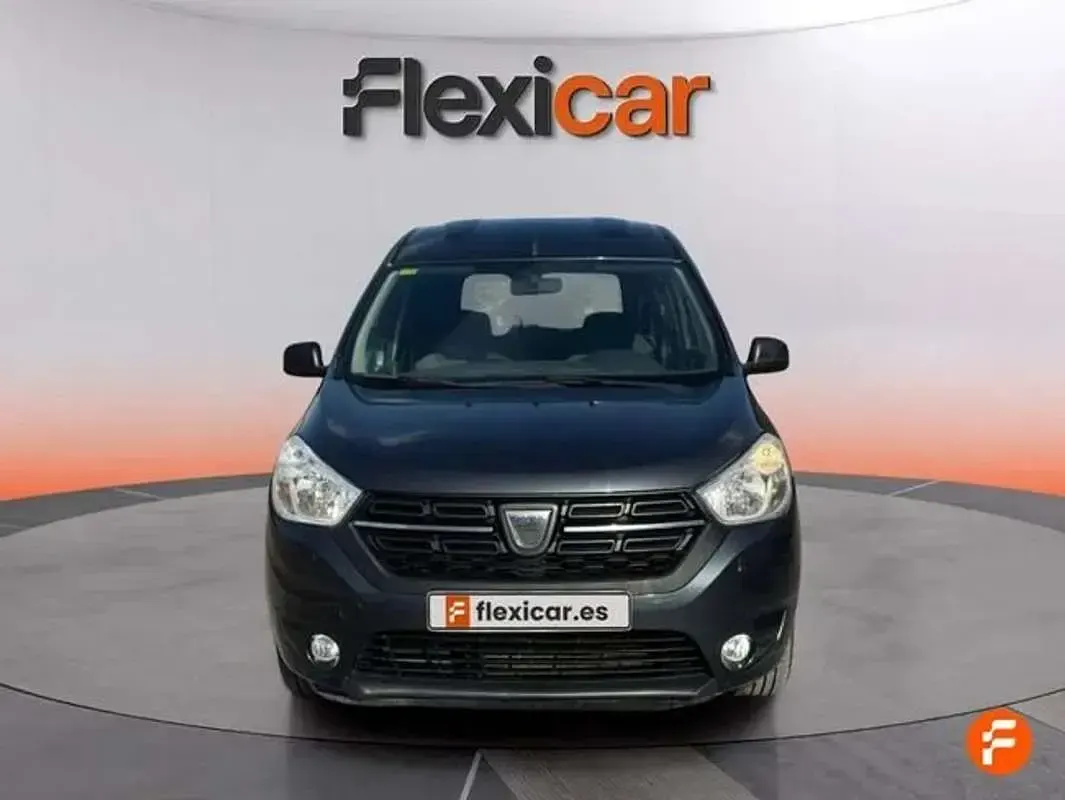 Usado Dacia Dokker Essentiel 95 HP (69 kW) 2019 Cinzento Monovolume