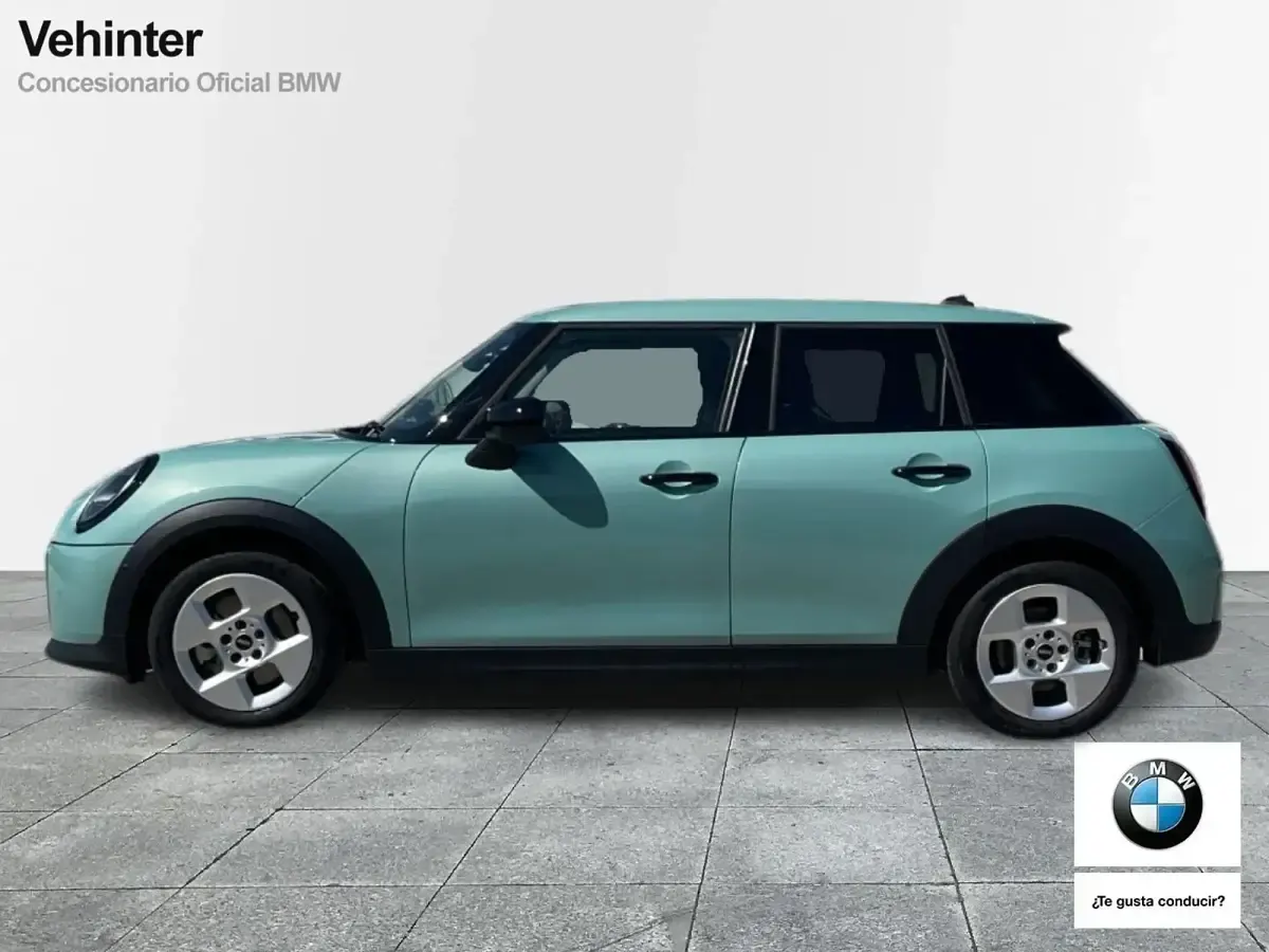 Usado Mini Cooper Essential 156 CV (114 kW) 2024 Verde Utilitario