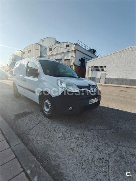 Blanco Usado 2016 Renault Kangoo Monovolumen | 4800 € (Super precio) - Imagen 1/4