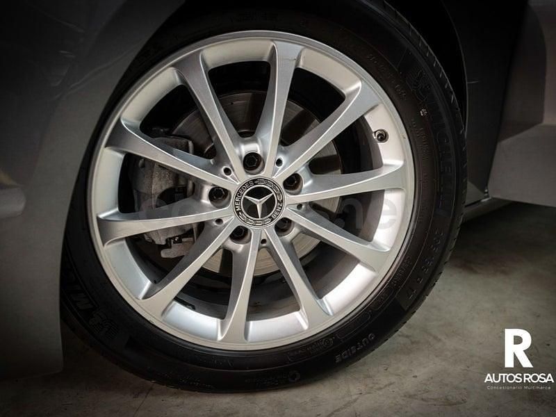 Usado Mercedes A180 136 CV (100 kW) 2020 Gris / plata Berlina