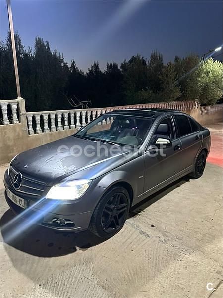 Usado Mercedes C320 Avantgarde 224 CV (164 kW) 2007 Gris / plata Berlina