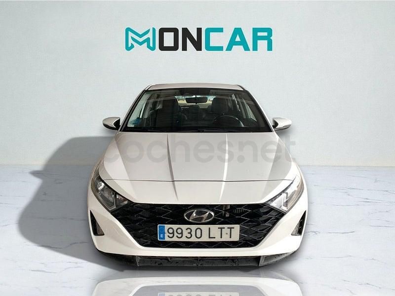 Usado Hyundai i20 100 CV (73 kW) 2021 Blanco Utilitario