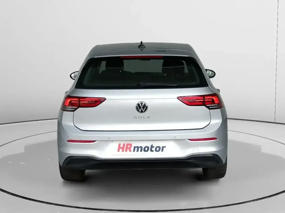 Usado VW Golf VIII Life 110 CV (80 kW) 2024 Gris
