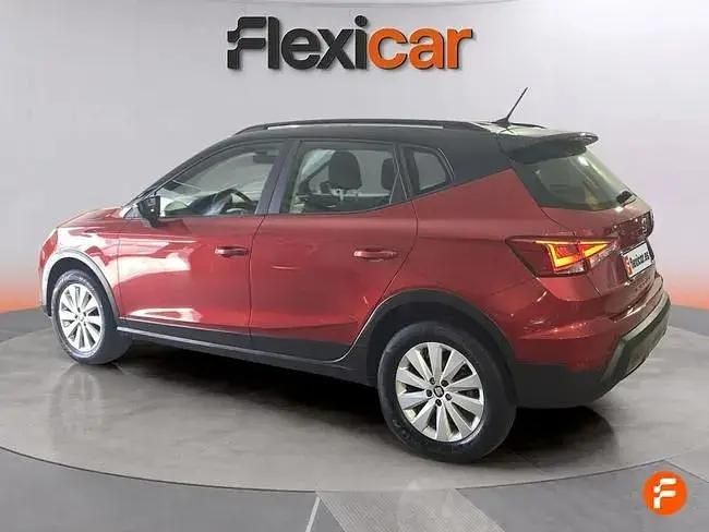 Usado Seat Arona Reference 95 HP (69 kW) 2018 Vermelho SUV