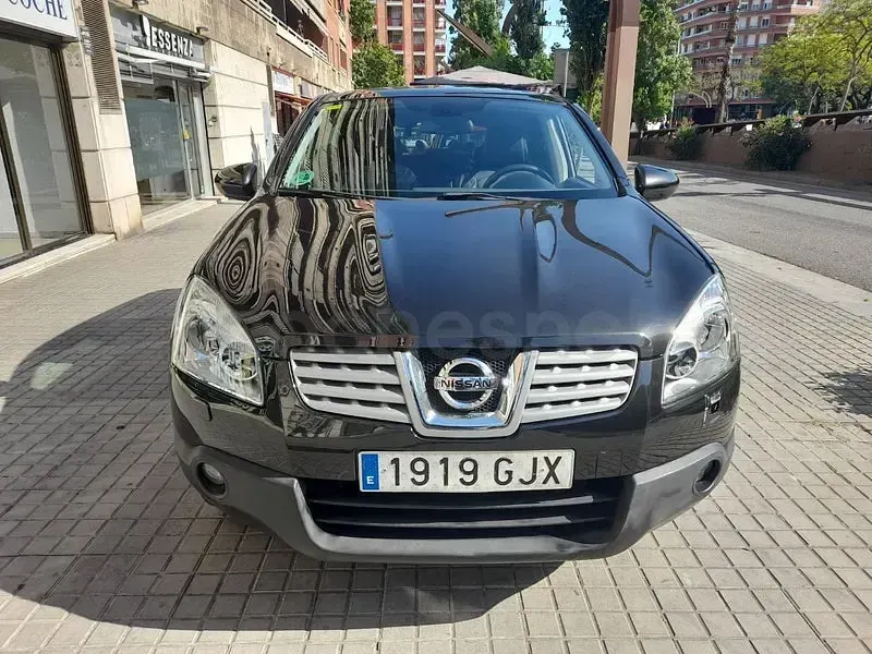 Usado Nissan Qashqai Acenta 140 CV (102 kW) 2008 Negro SUV