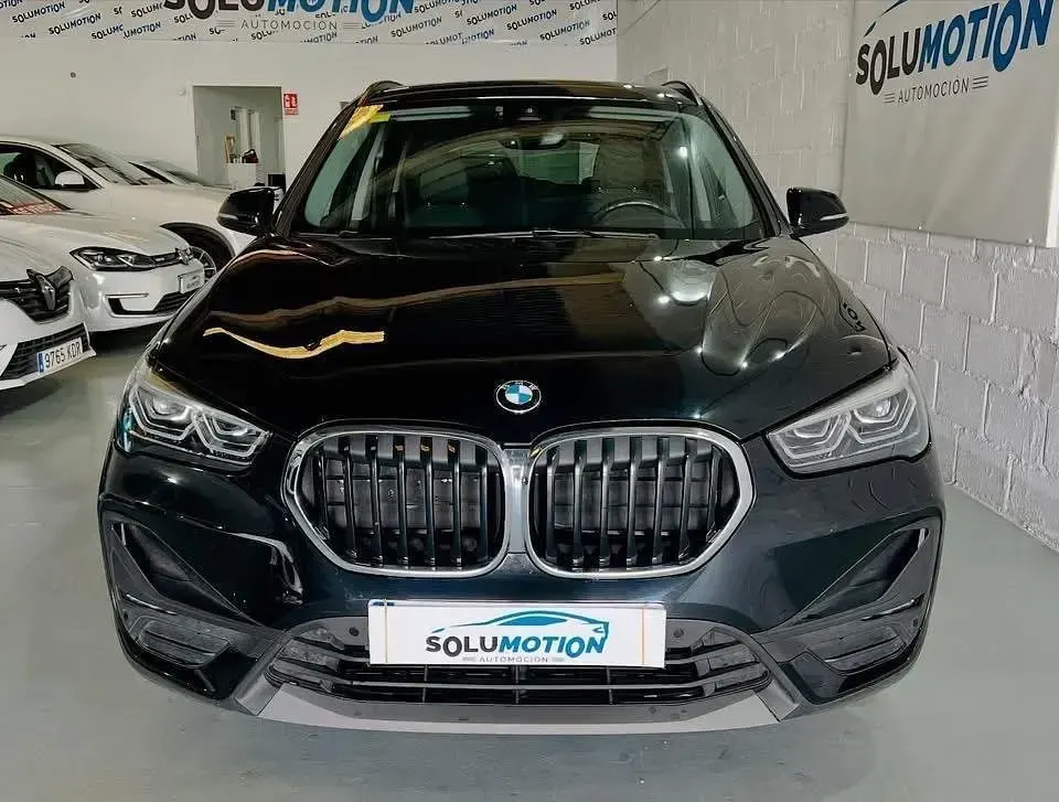 Usado BMW X1 116 CV (85 kW) 2021 Negro SUV