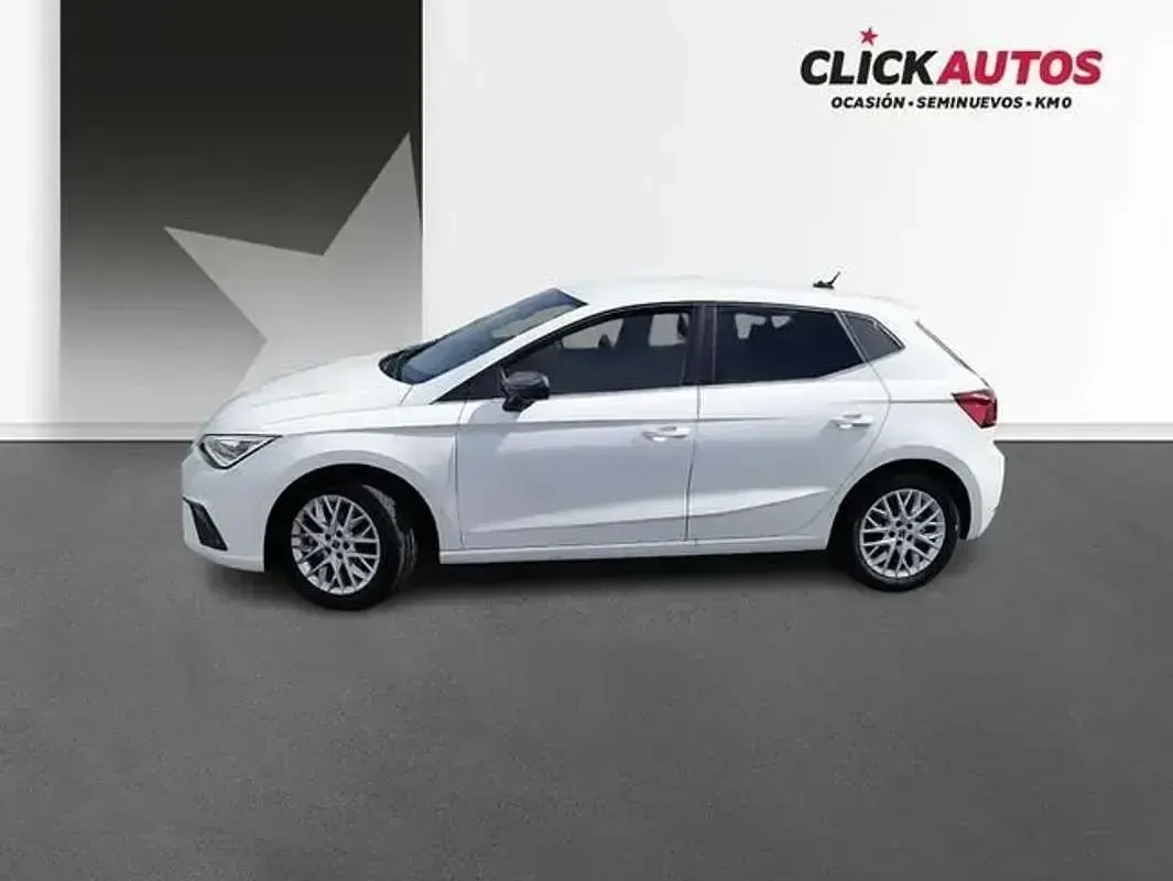 Usado Seat Ibiza XCELLENCE 116 CV (85 kW) 2025 Blanco Utilitario