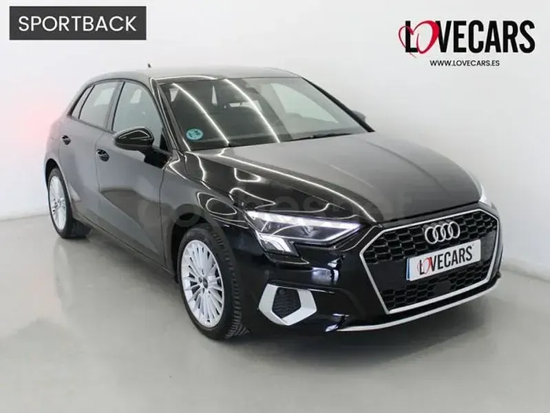 Usado Audi A3 Advanced Plus 116 CV (85 kW) 2022 Negro Berlina