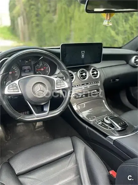 Usado Mercedes C220 AMG line 170 CV (125 kW) 2014 Blanco Berlina