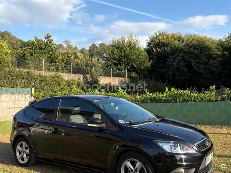 Negro Usado 2009 Ford Focus Trend Berlina | 4000 € (Super precio) - Imagen 1/4