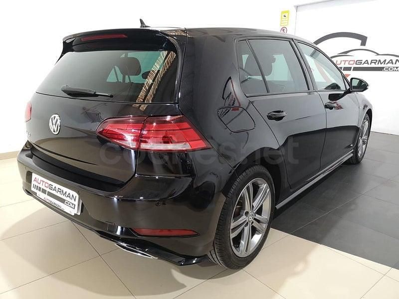 Usado VW Golf VII Sport 150 CV (110 kW) 2018 Negro Berlina