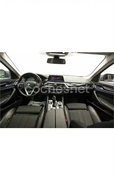 Usado BMW 530 258 CV (189 kW) 2017 Gris / plata Familiar