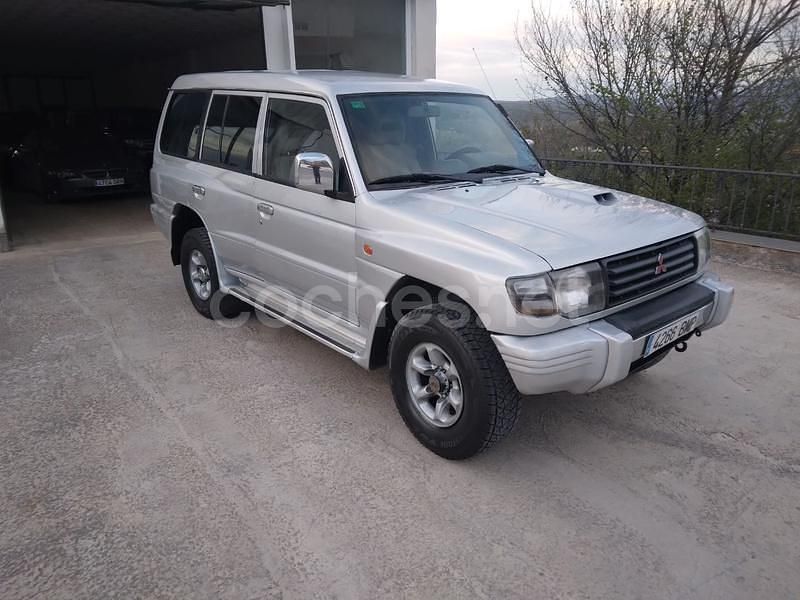 Usado Mitsubishi Montero 165 CV (121 kW) 2001 Gris / plata SUV