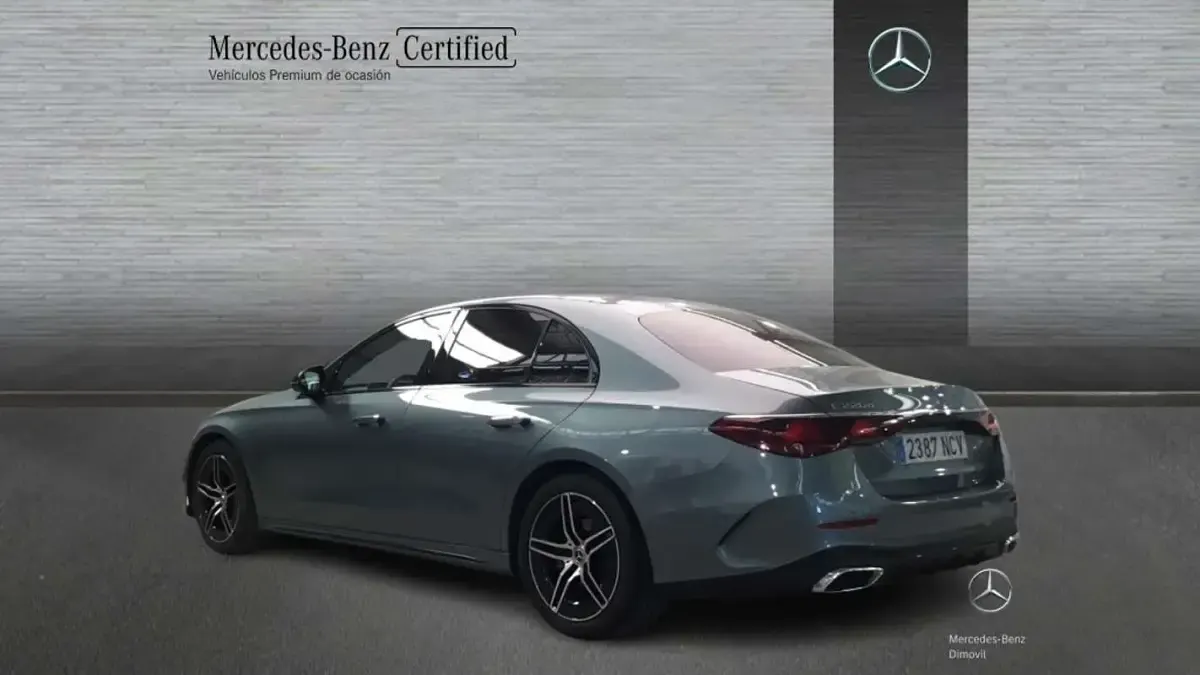 Usado Mercedes E220 197 CV (144 kW) 2025 Verde Berlina