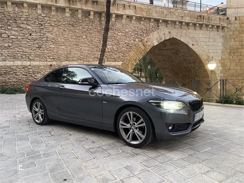 Usado BMW 218 Sport Line 136 CV (100 kW) 2017 Gris / plata Coupe