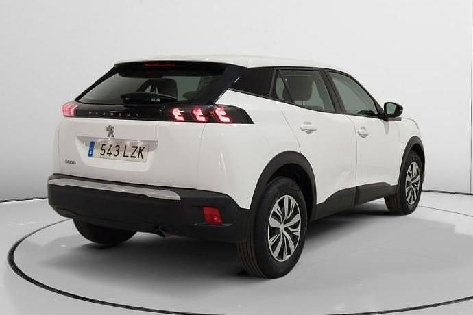 Usado Peugeot 2008 Active 101 CV (74 kW) 2022 SUV