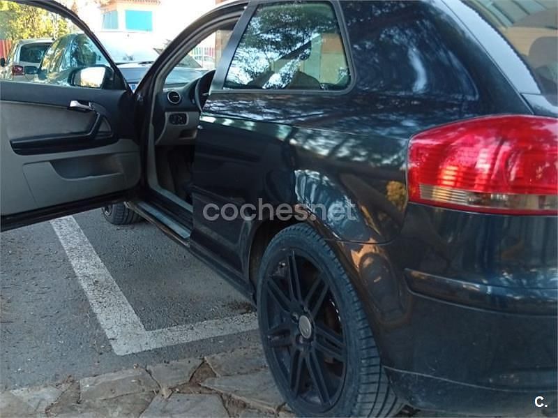 Usado Audi A3 Ambition 150 CV (110 kW) 2004 Negro Berlina