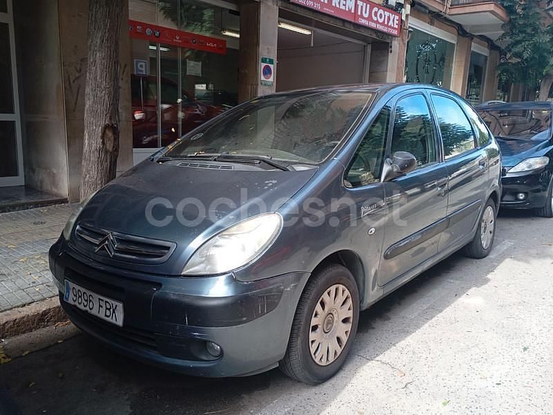 Gris / plata Usado 2007 Citroën Xsara Picasso Monovolumen | 2450 € (Buen precio) - Imagen 1/4