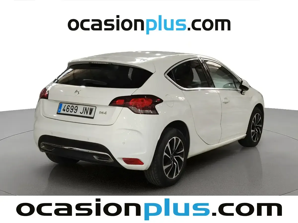 Usado DS Automobiles DS4 131 CV (96 kW) 2016 Rojo SUV