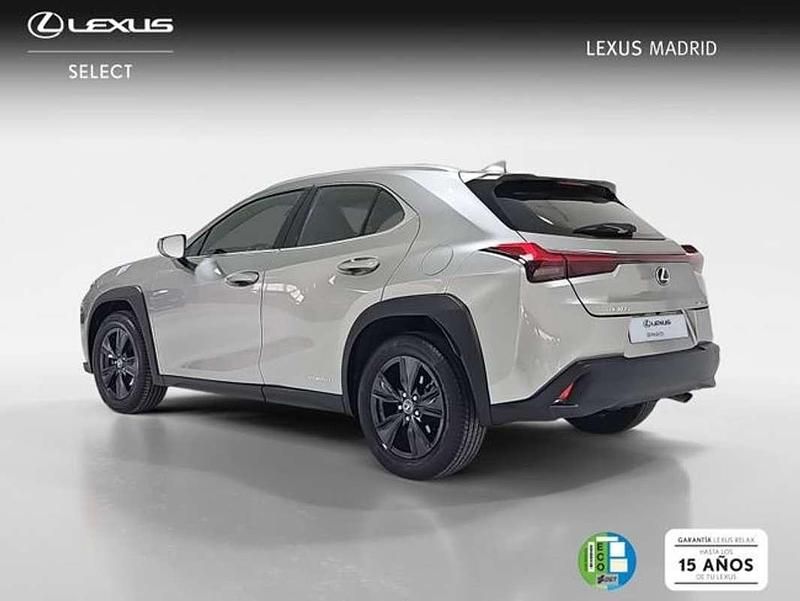 Usado Lexus UX 250h Business Edition 184 CV (135 kW) 2022 Plateado SUV