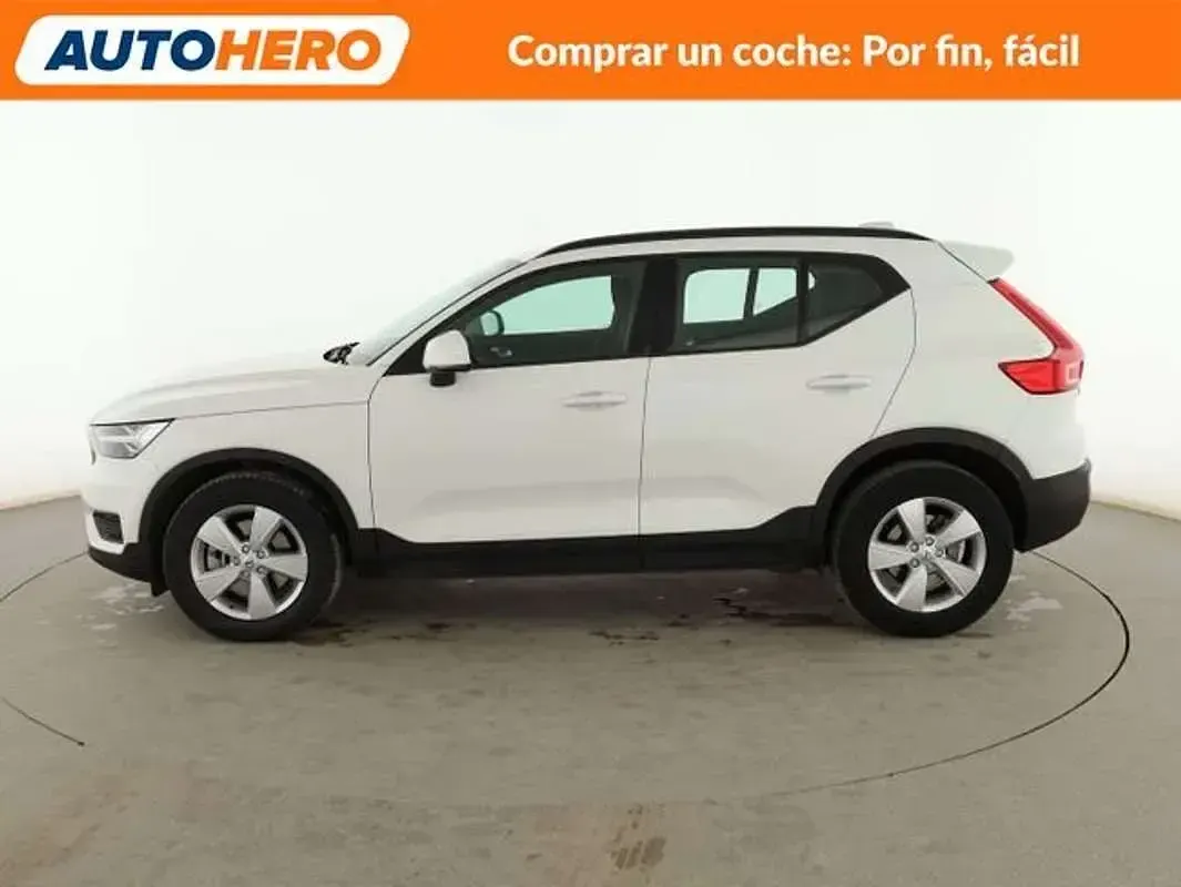 Usado Volvo XC40 Momentum 129 CV (94 kW) 2021 Blanco SUV
