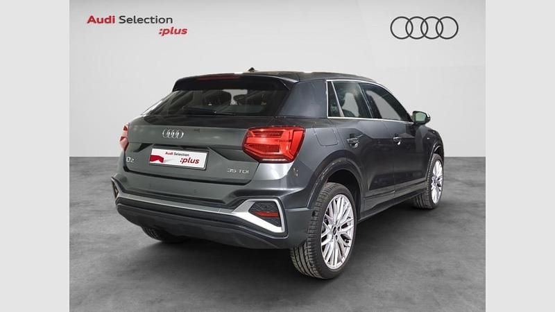 Usado Audi Q2 150 CV (110 kW) 2024 Gris daytona efecto perla SUV