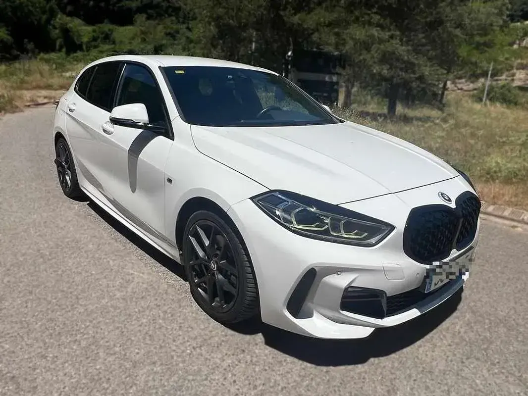 Usado BMW 118 M Sport 150 CV (110 kW) 2020 Blanco Utilitario