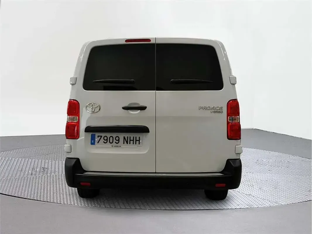Usado Toyota Proace 144 CV (105 kW) 2025 Monovolumen