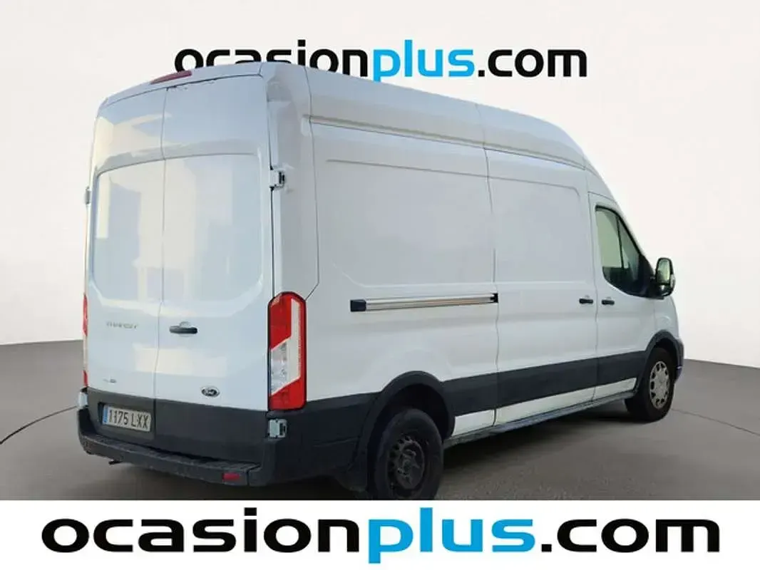 Usado Ford Transit Trend 131 CV (96 kW) 2022 Blanco Van