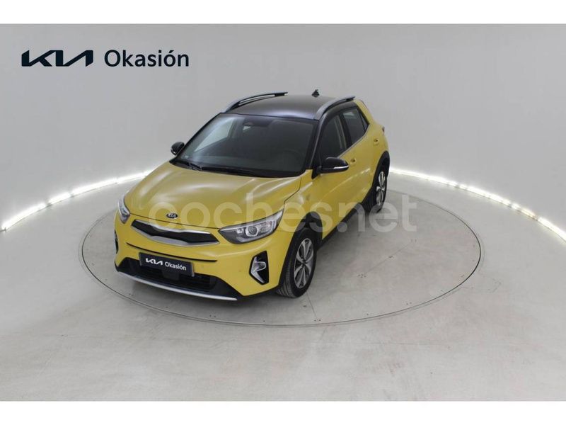Amarillo Usado 2021 Kia Stonic SUV | 18.499 € (Un poco caro) - Imagen 1/4