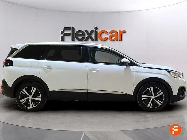 Usado Peugeot 5008 Allure 130 CV (95 kW) 2019 Blanco SUV