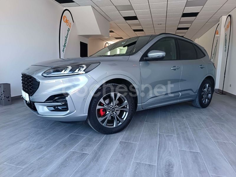 Gris / plata Usado 2020 Ford Kuga ST-Line SUV | 28.500 € (Caro) - Imagen 1/4