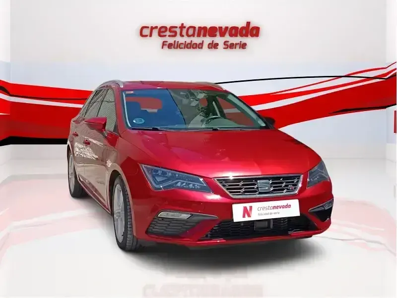 Usado Seat Leon FR 150 CV (110 kW) 2019 Rojo