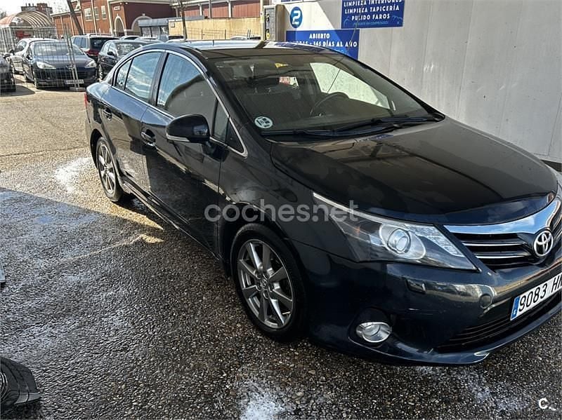 Negro Usado 2013 Toyota Avensis Advance Berlina | 7500 € (Un poco caro) - Imagen 1/4