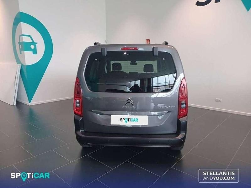 Usado Citroën Berlingo Shine 102 CV (75 kW) 2020 Gris Monovolumen