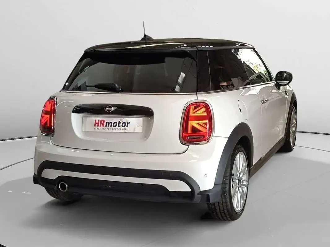 Usado Mini Cooper 136 CV (100 kW) 2023 Blanco Utilitario