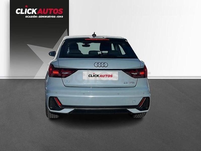 Usado Audi A1 Sportback Comfort 95 CV (69 kW) 2024 Gris / plata Utilitario
