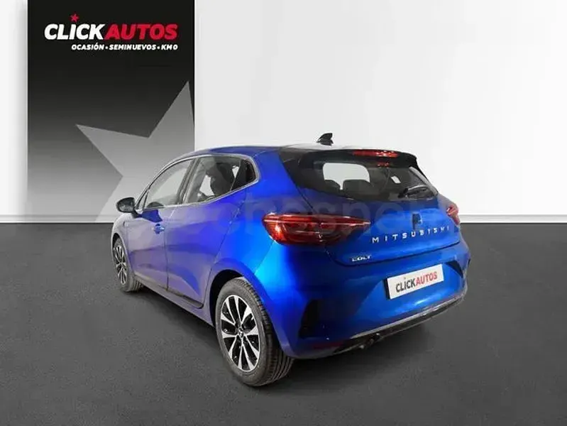 Usado Mitsubishi Colt 90 CV (66 kW) 2024 Azul Utilitario
