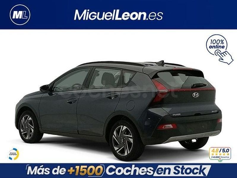 Usado Hyundai Bayon 84 CV (61 kW) 2024 Gris / plata SUV
