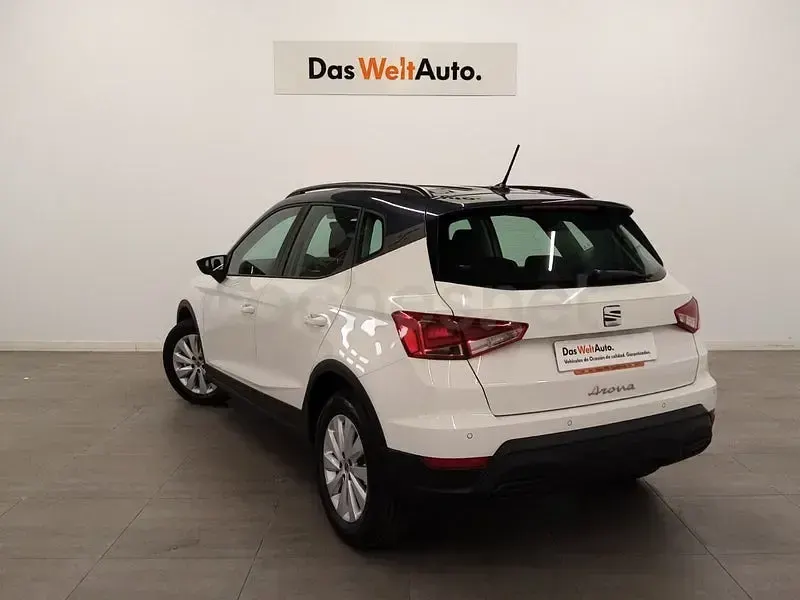 Usado Seat Arona Style 115 CV (84 kW) 2025 Blanco SUV