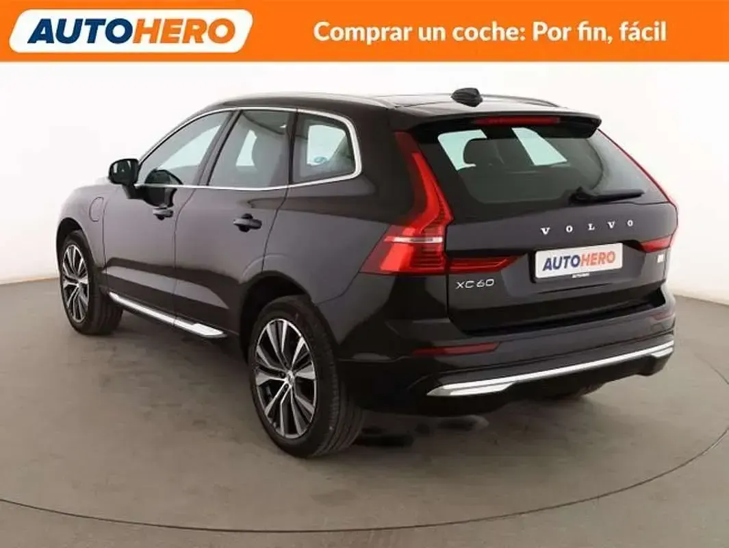 Usado Volvo XC60 Plus 349 CV (256 kW) 2022 Negro SUV