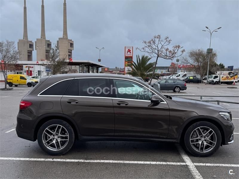 Usado Mercedes GLC220 AMG line 170 CV (125 kW) 2016 Marrón SUV