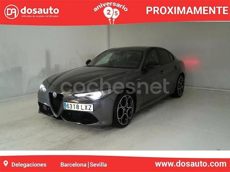 Gris / plata Usado 2022 Alfa Romeo Giulia Veloce Berlina | 28.990 € (Buen precio) - Imagen 1/4