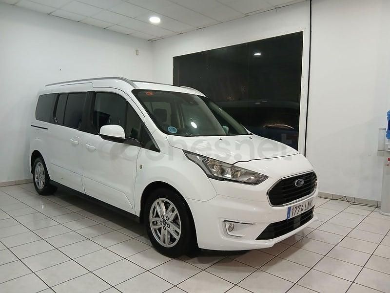 Usado Ford Tourneo Titanium 100 CV (73 kW) 2021 Blanco Monovolumen