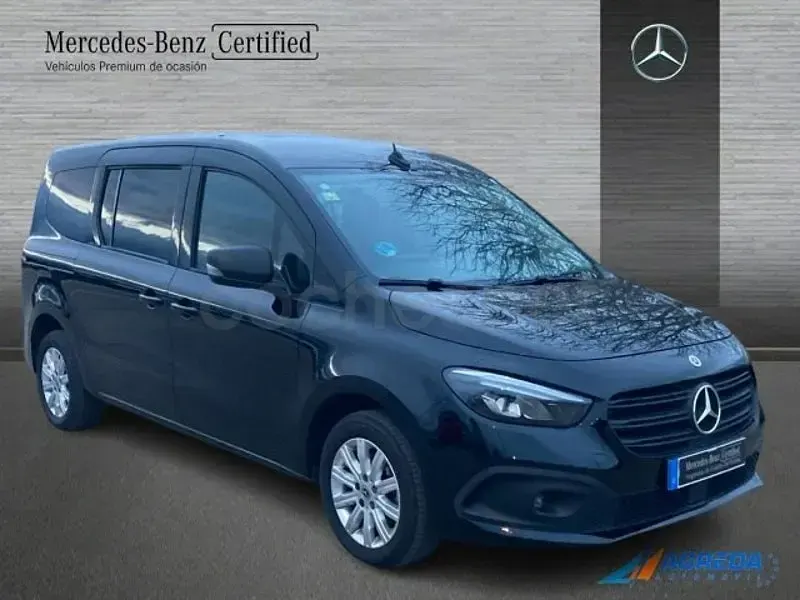 Usado Mercedes Citan 113 131 CV (96 kW) 2024 Negro Monovolumen