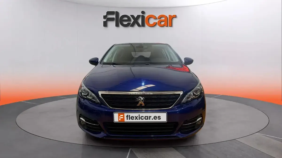 Usado Peugeot 308 Allure 131 CV (96 kW) 2018 Azul Berlina