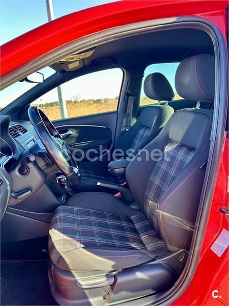 Usado VW Polo GTI 192 CV (141 kW) 2016 Rojo Berlina