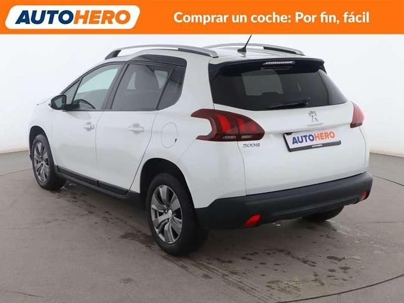 Usado Peugeot 2008 Style 110 CV (80 kW) 2018 Blanco SUV
